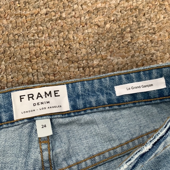 Frame Denim Women's Blue Le Grand Garçon Jeans Size 24 Distressed Light Wash - Picture 4 of 6